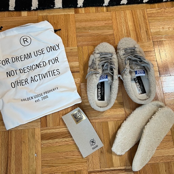 Golden Goose Shearling Sneakers Sabot Sneaker in Natural White & Silver - Picture 3 of 4